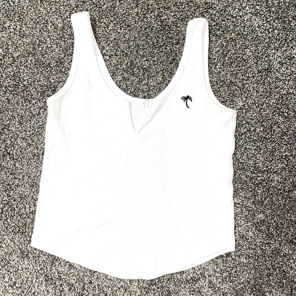 Ardene Vneck crop tank
